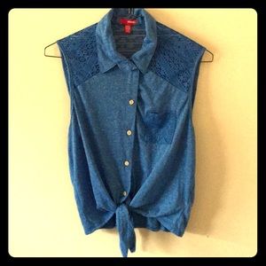 Vest-Style Tie up Shirt